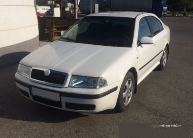 Škoda Octavia 1,9TDI 81kW/110k Elegance,tempomat,kúpená v SR