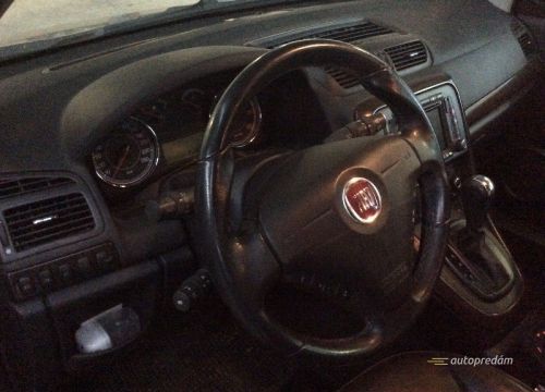 03_UY76605_9efff85fb38c9f5f926da903f78701ba