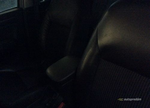 UY76605_7d8c2136cda3dcd73efaa93c1b45118f