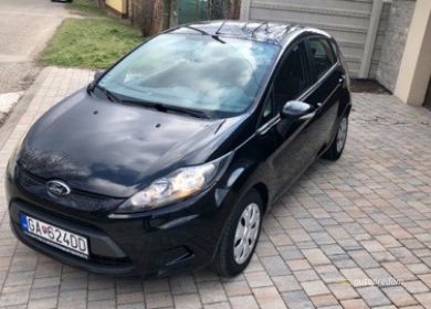 Predám Ford Fiesta r.v.2010; 1,6 tdci 70kw 120 000km servisované