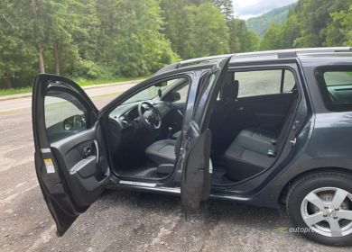 0f948b49-ff21-40df-afeb-3ee70fbe6e28