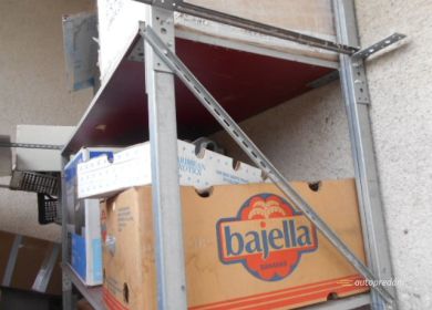 policové kovové skrutkované regále