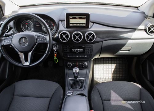 10.Mercedes-Benz-B180-CDI-NZ--1024x683