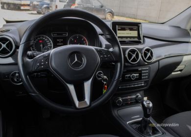 11.Mercedes-Benz-B180-CDI-NZ--1024x683