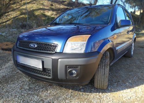 Ford Fusion 1.4 benzín, klíma, 185k km, predné brzdy nové 